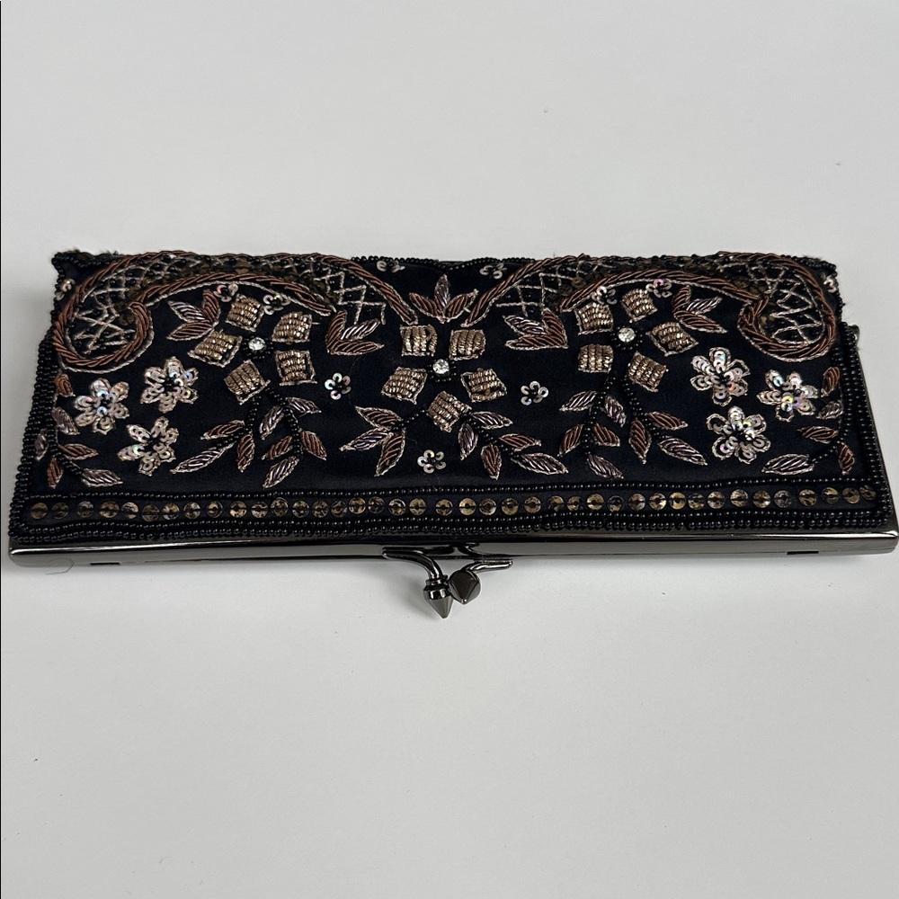 Moyna Embroidered Black Clutch 8.5”x 3.5 x 1” - Picture 3 of 7